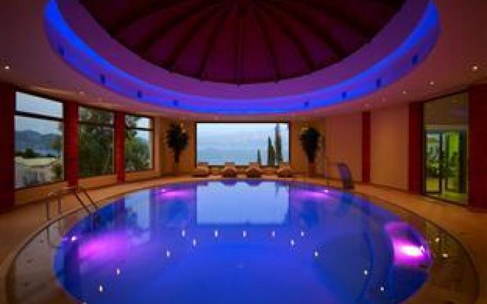 Porto Galini Seaside Resort & Spa
