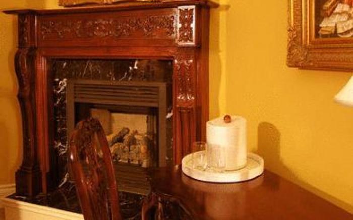 Riverbend Inn & Vineyard