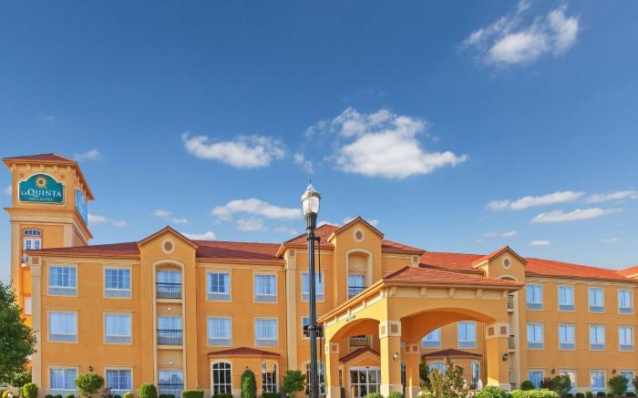 La Quinta Inn & Suites by Wyndham OKC North - Quail Springs