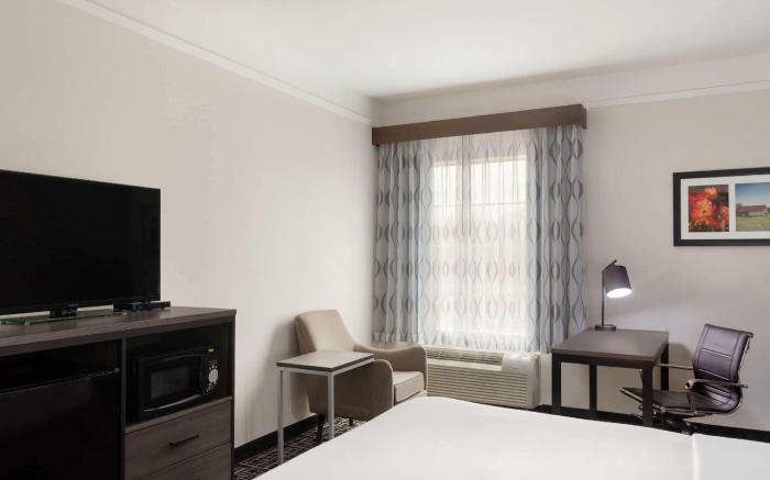 La Quinta Inn & Suites by Wyndham I-20 Longview South