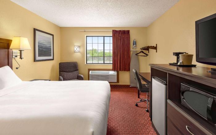 Baymont by Wyndham Cedar Rapids