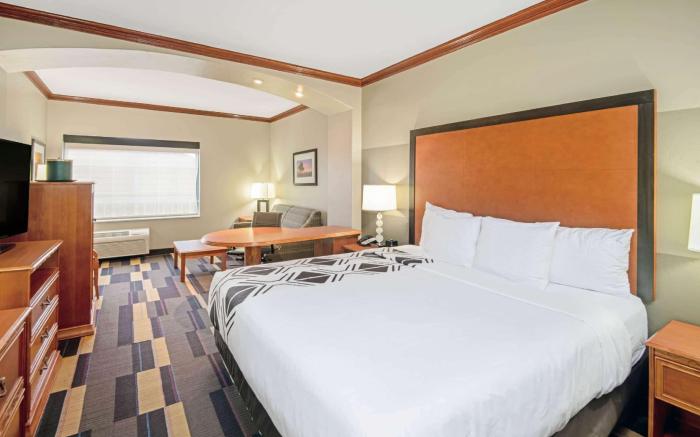 La Quinta Inn & Suites by Wyndham Oklahoma City - Moore