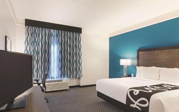 La Quinta Inn & Suites by Wyndham Orlando UCF
