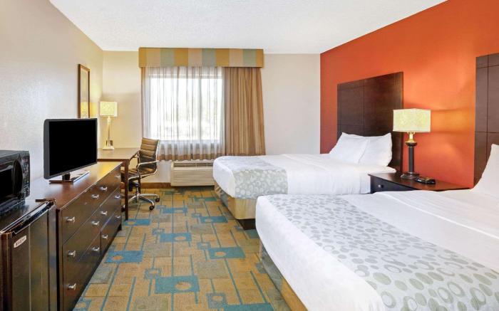 La Quinta Inn & Suites by Wyndham Houston NW Brookhollow