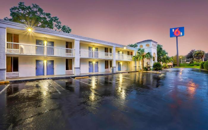 Motel 6 Gainesville, FL