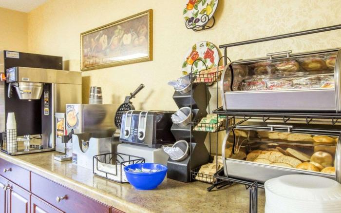 Quality Inn & Suites Canton, GA
