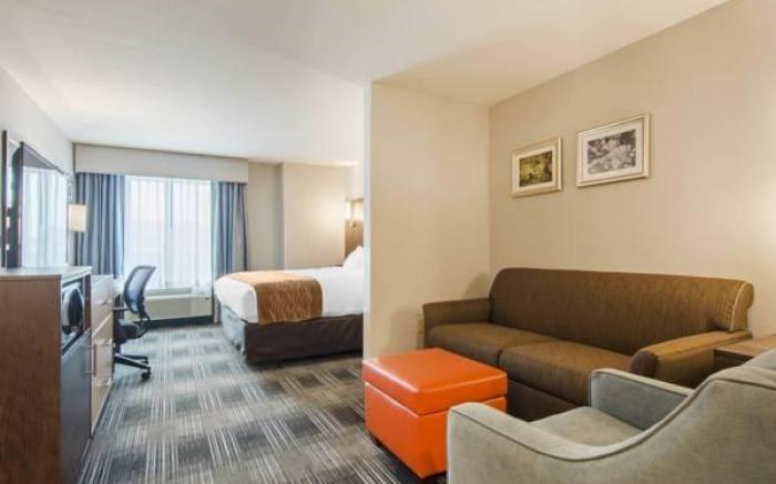 Comfort Inn & Suites