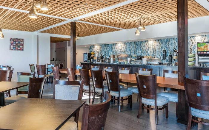 The Blu Hotel Blue Ash Cincinnati, Ascend Hotel Collection