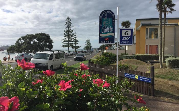 Bucklands Beach Waterfront Motel