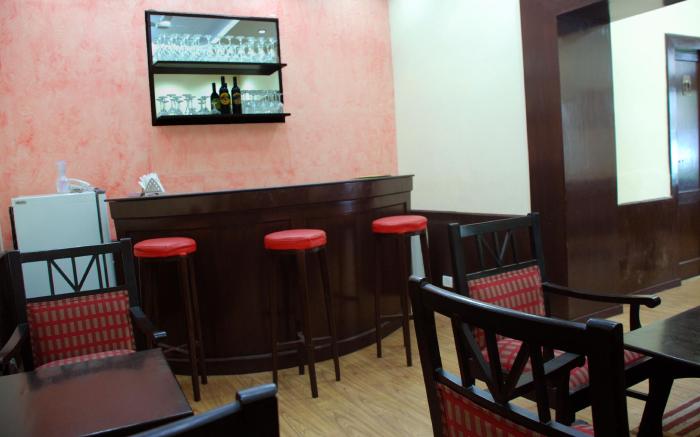 Alasia Hotel
