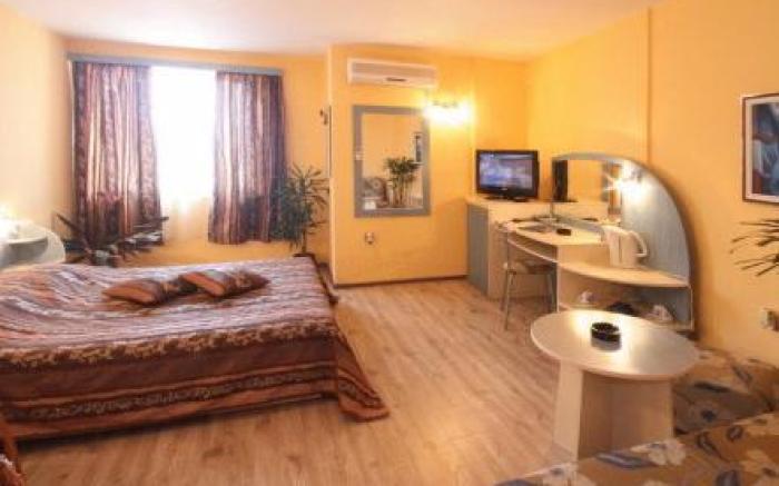 Hotel Color