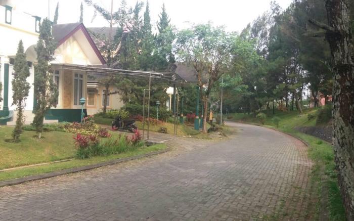 Villa Kota Bunga Magnolia