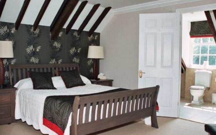 Woodlands Lodge Hotel