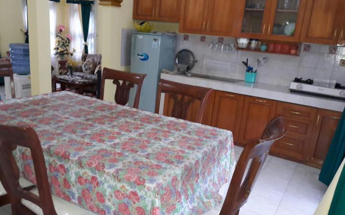 Villa Kota Bunga Freesia