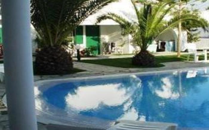 Annita's Village Hotel