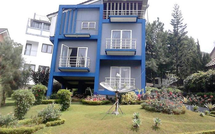 Villa Kota Bunga Lavender