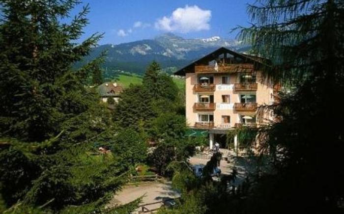 Hotel Cresta