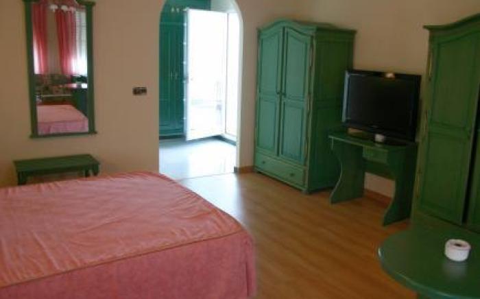 Hotel Mitra Crisalida