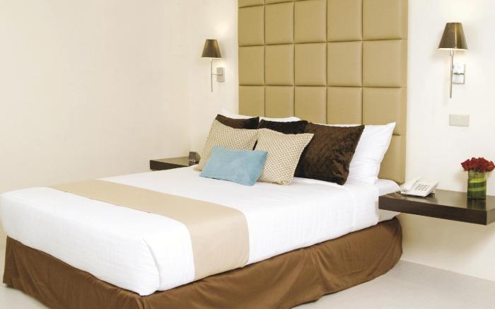 The Oracle Hotel & Residences