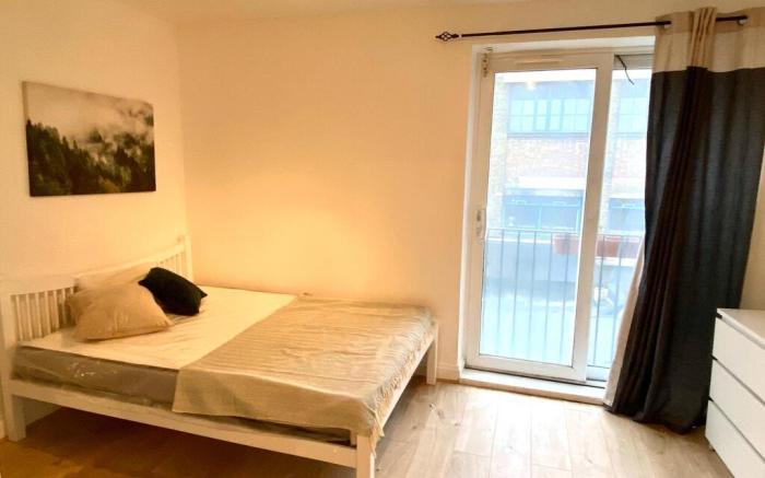 Hoxton Apartments by DC London Rooms