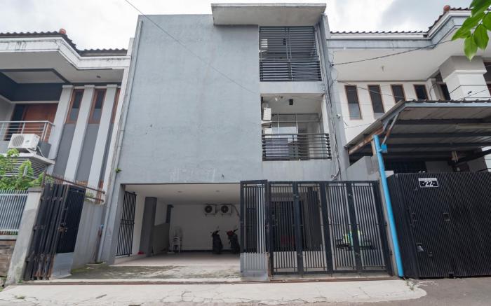 RedDoorz Syariah near Regol Park Bandung