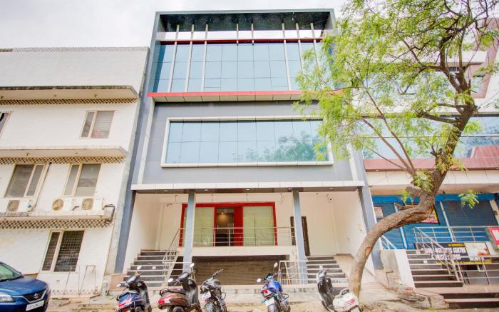 Townhouse Townhouse Atal Chowk Indirapuram Ghaziabad