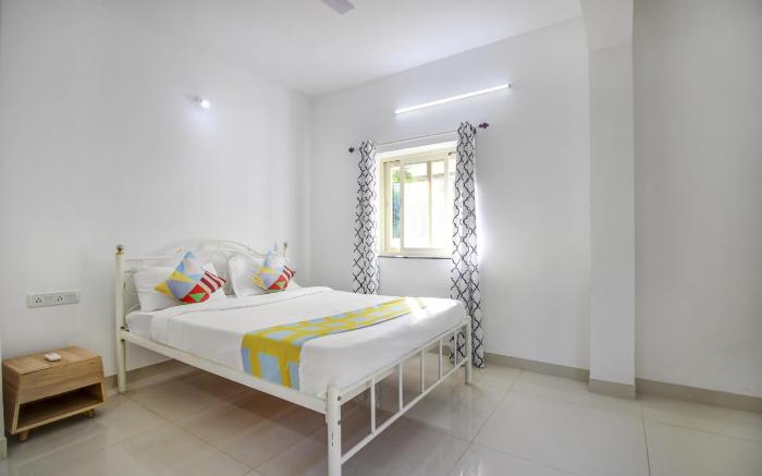 Hotel O Muktesh Chandra