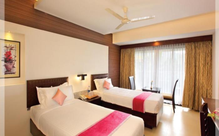 Holiday Vista Thekkady- Near Periyar Wildlife Sanctuary with sky view pool