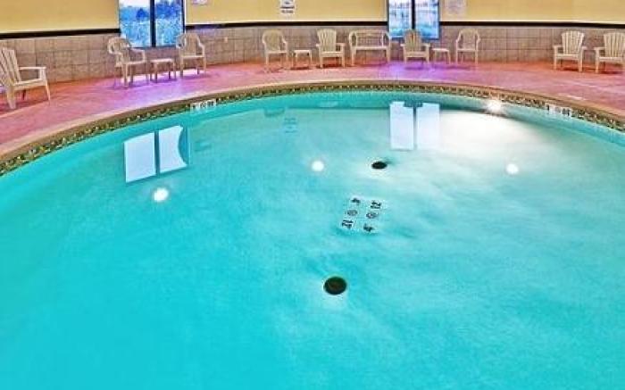 Holiday Inn Express & Suites Perry By IHG