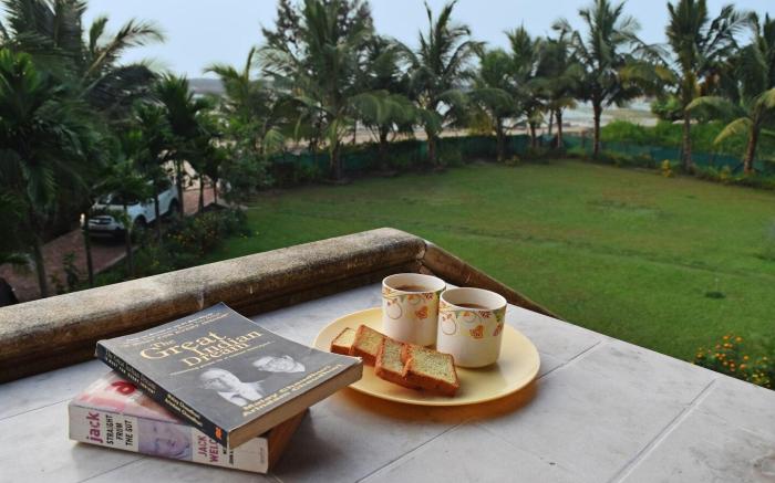Salt Rim, 2 BDR Beachfront villa on secluded Beach