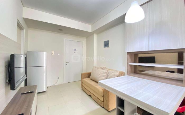 Private & Bright 2BR Apartment at Parahyangan Residence near Nara Park By Travelio