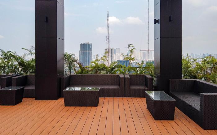 Gorgeous 2BR Apartment Maqna Residence By Travelio