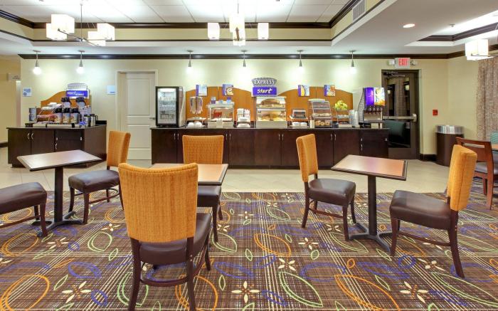 Holiday Inn Express & Suites Covington By IHG