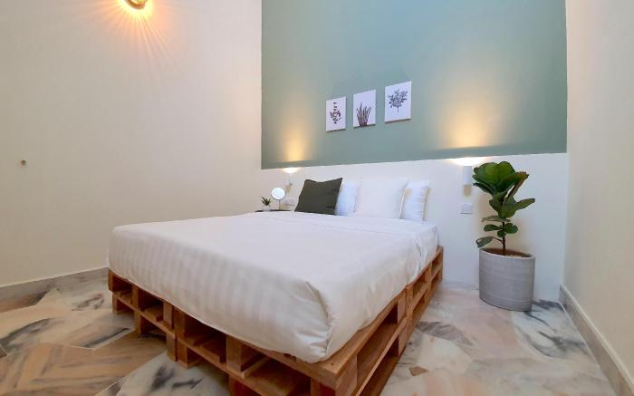 Jenjarom No. 32 Modern Cozy Homestay for 4 Pax