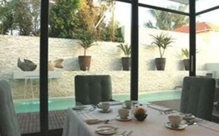 No5 Boutique Art Hotel by Mantis