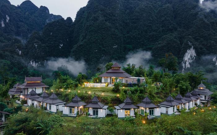 Magical Mountain View Resort