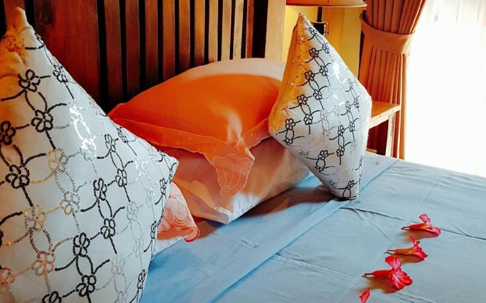 Gili Exotic Villas