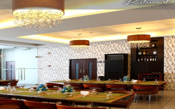 Diamond Suites & Residences