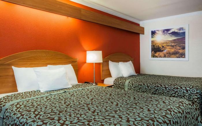 Days Inn & Suites by Wyndham Antioch