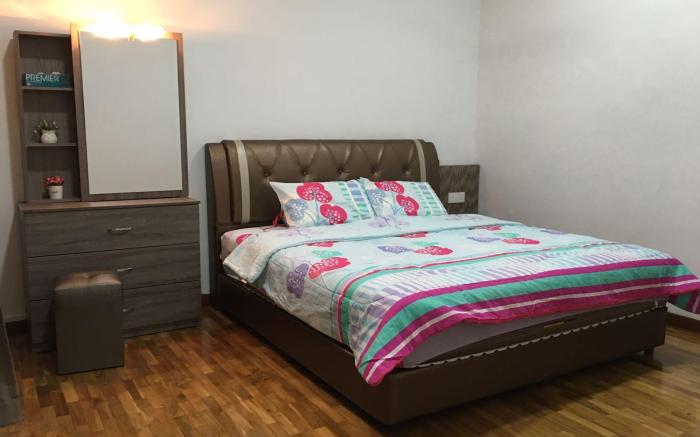 SHINY HOMESTAY @ Sutera Utama, Johor Bahru