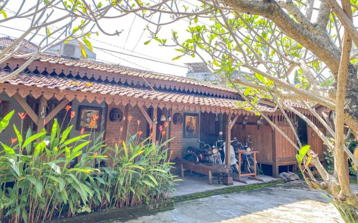 Griya Gribig Guest House Mitra RedDoorz