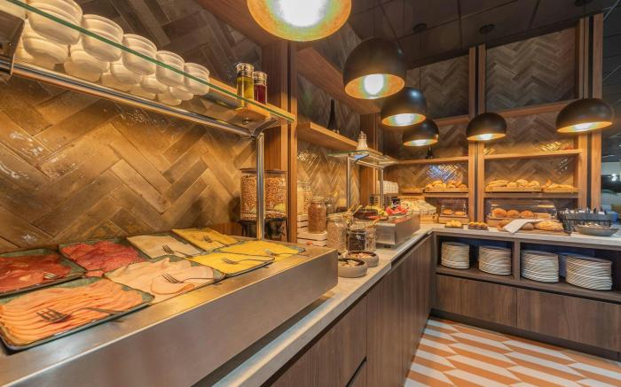 Leonardo Hotel Breda City Center