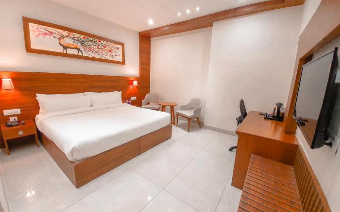HOTEL SUPERIA GRAND