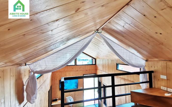 Tiny house on Koh Lanta only 2 minutes walk to the beach