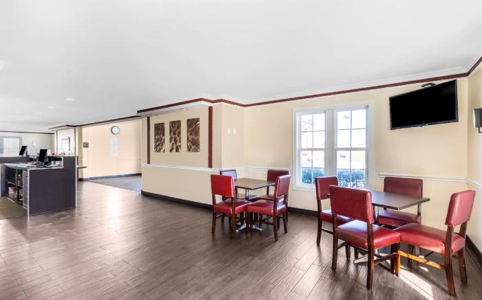 OYO Hotel Tulsa N Sheridan Rd & Airport
