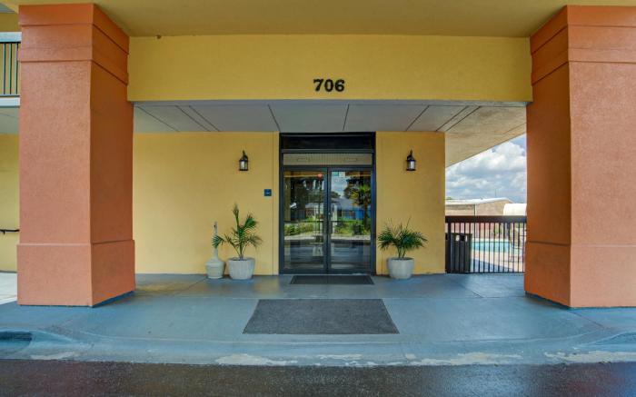 Suburban Studios Hinesville - Fort Stewart Area