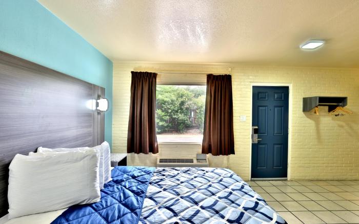 Americas Best Value Inn San Antonio