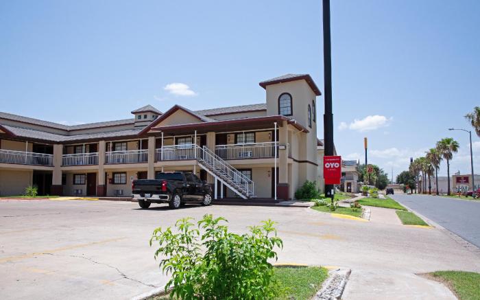 OYO Hotel McAllen Airport South