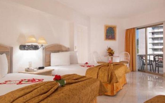 Tesoro Ixtapa Beach Resort