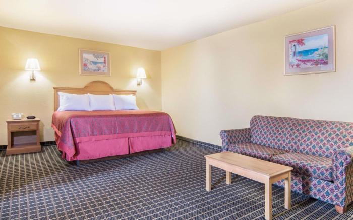 Days Inn by Wyndham San Antonio Interstate Hwy 35 North